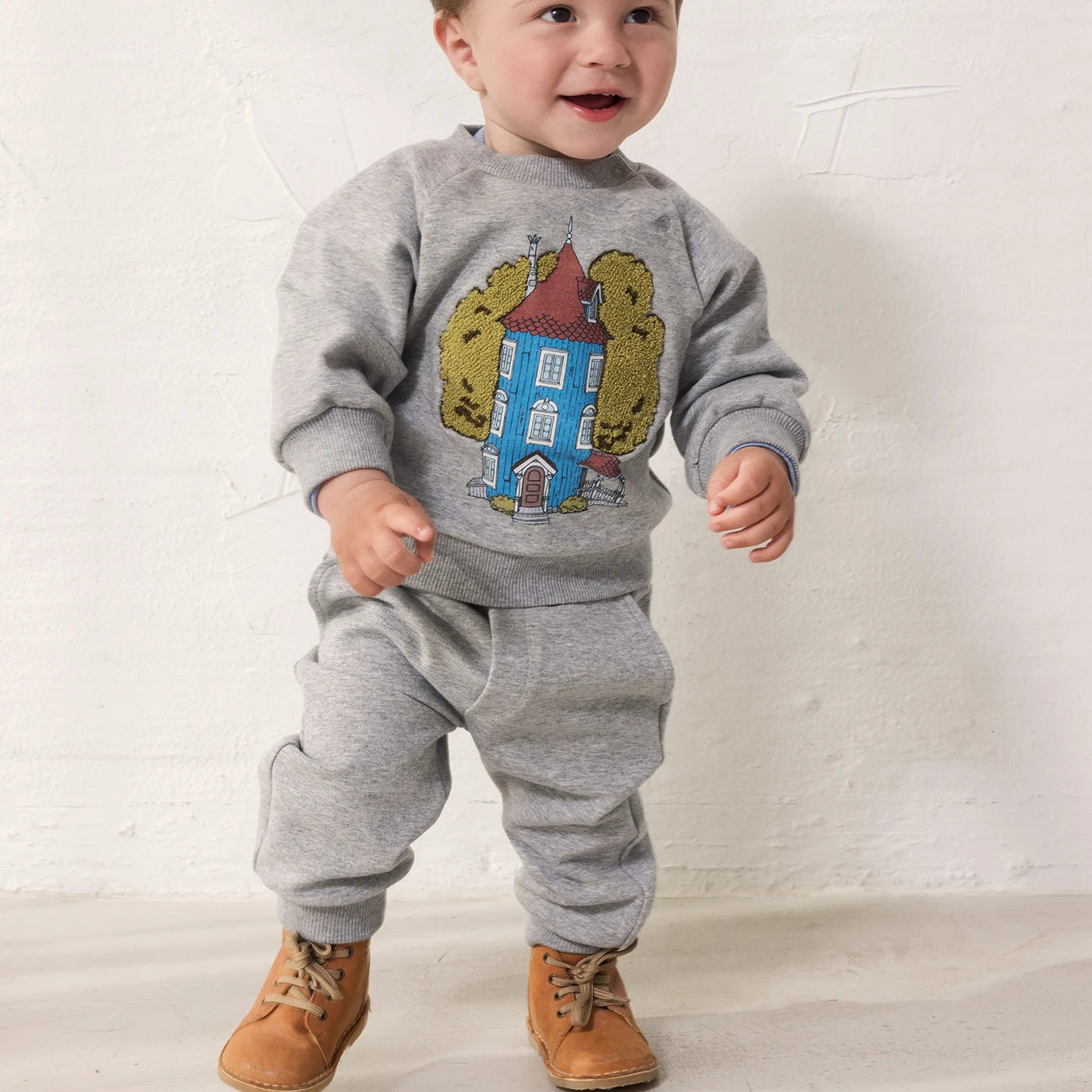 Pelon b Sweatpants