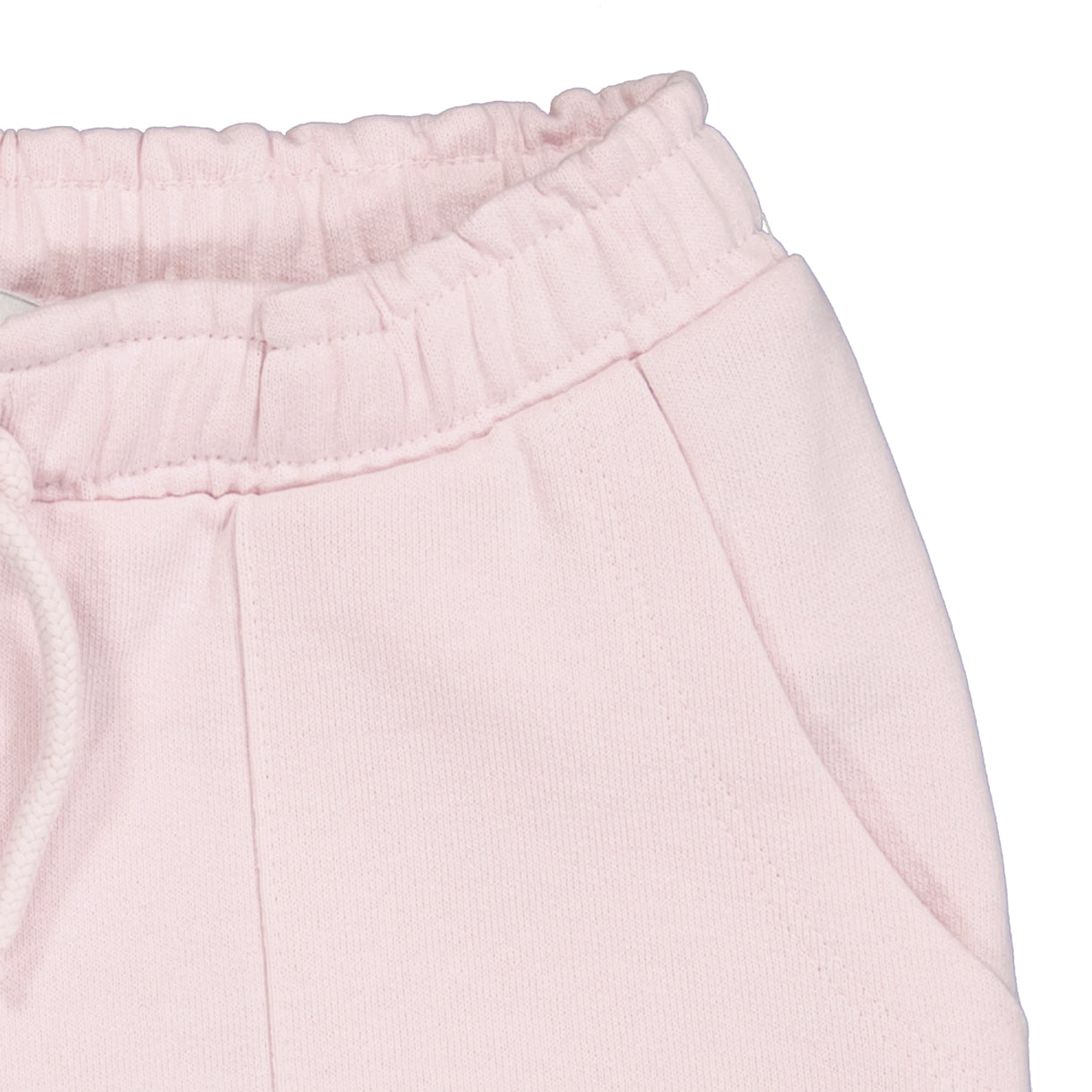 NKFHIKKA shorts