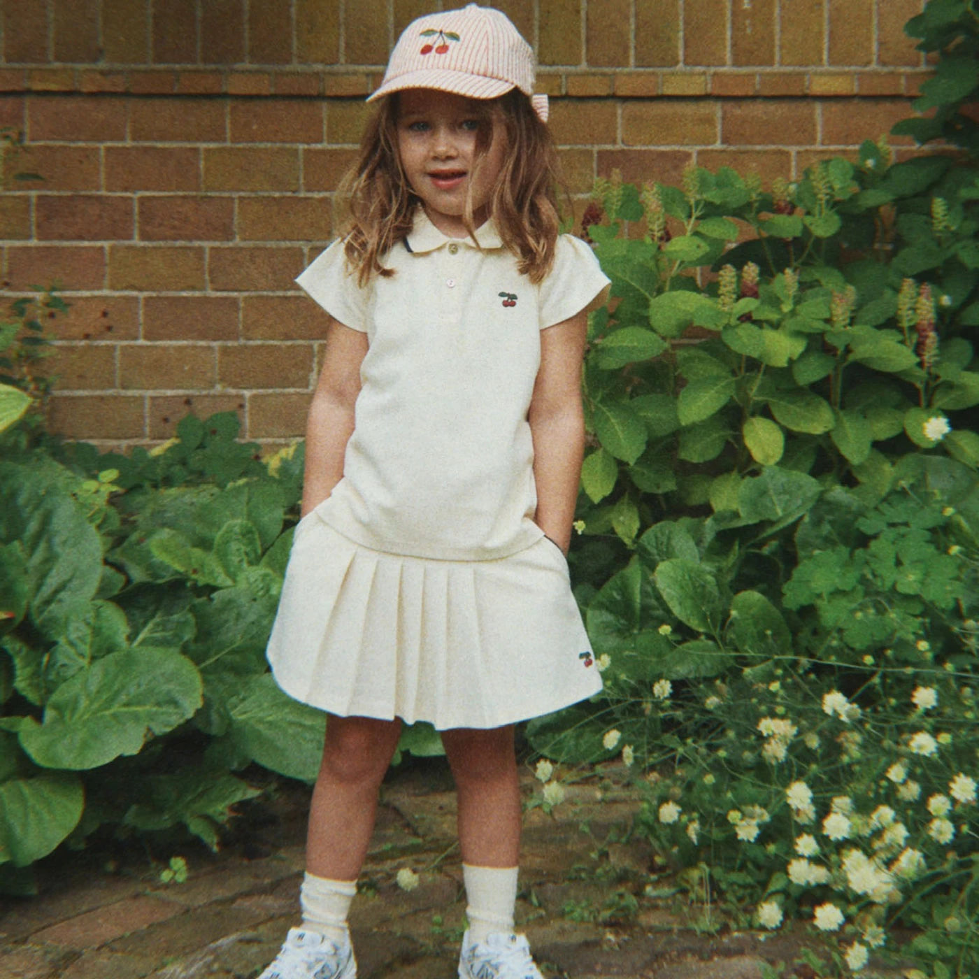 Ellie Caps