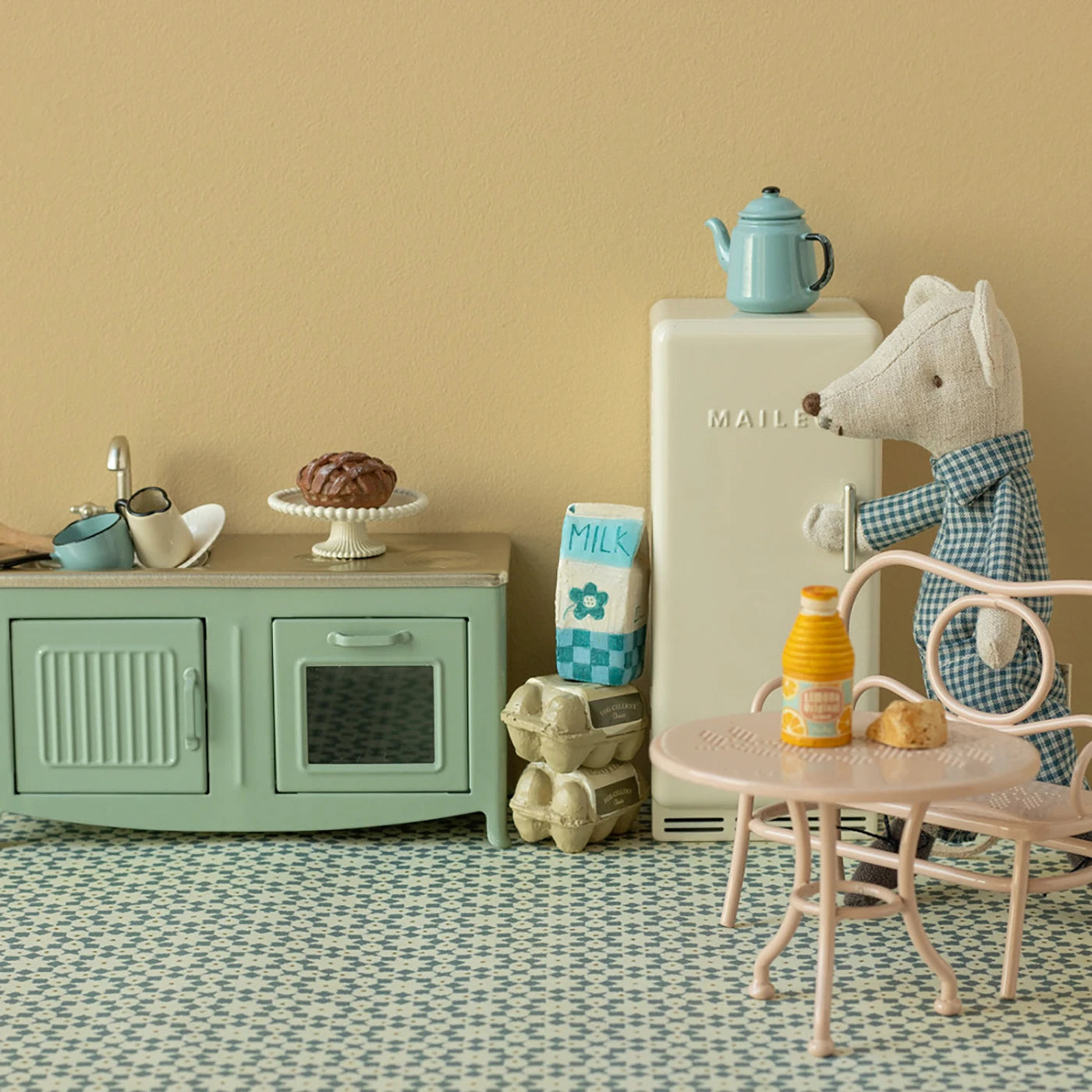 Kitchen Dyr & figurer