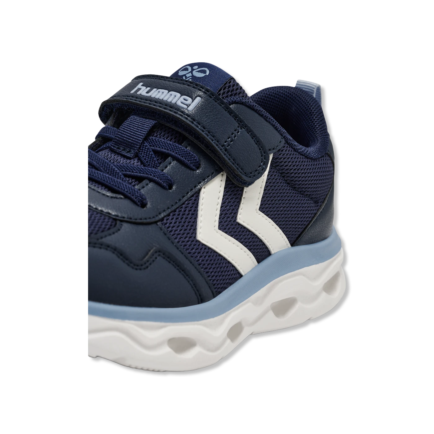 Skylight Sneakers