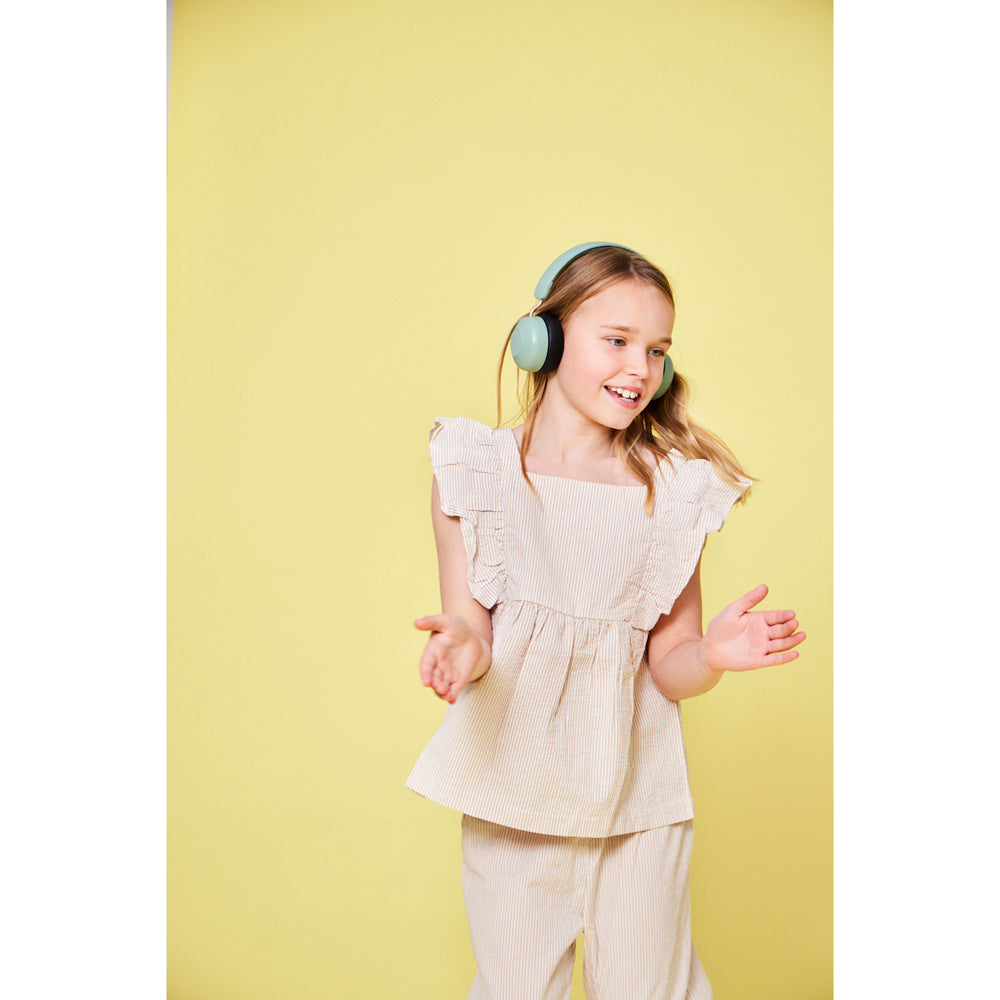 Buzz headphones and speakers