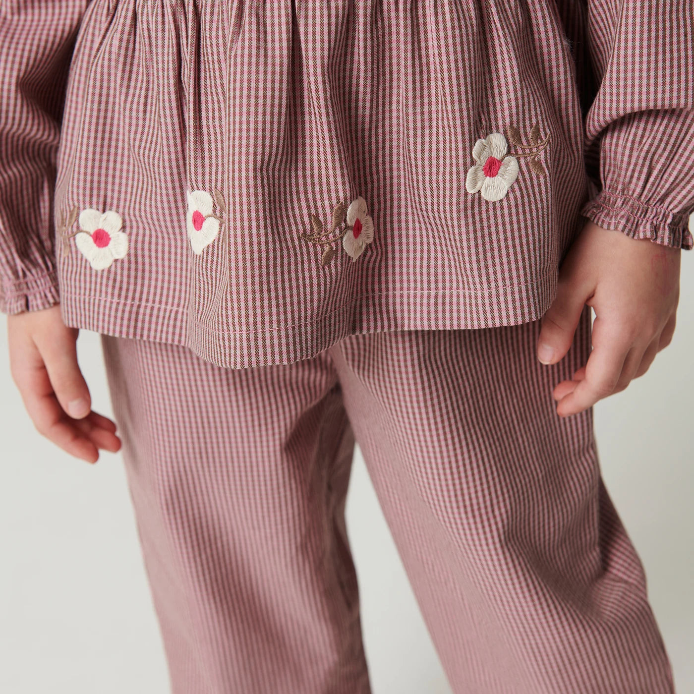 Embroidery Bluse