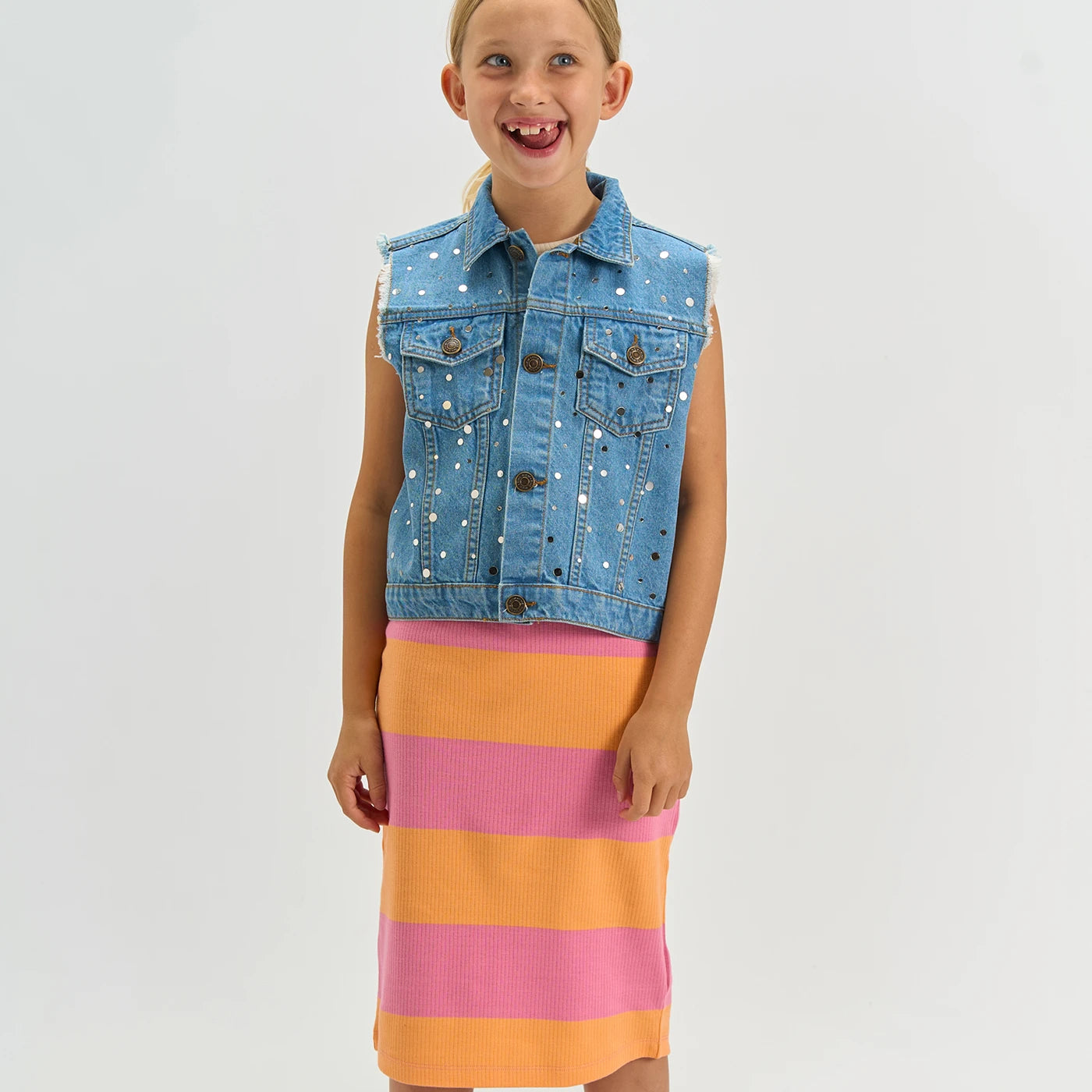 TNRomina veste
