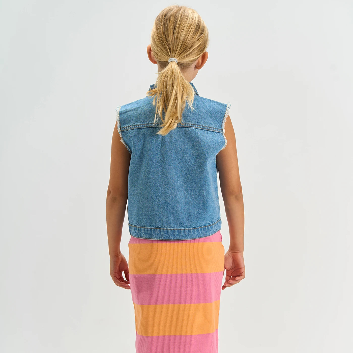 TNRomina veste