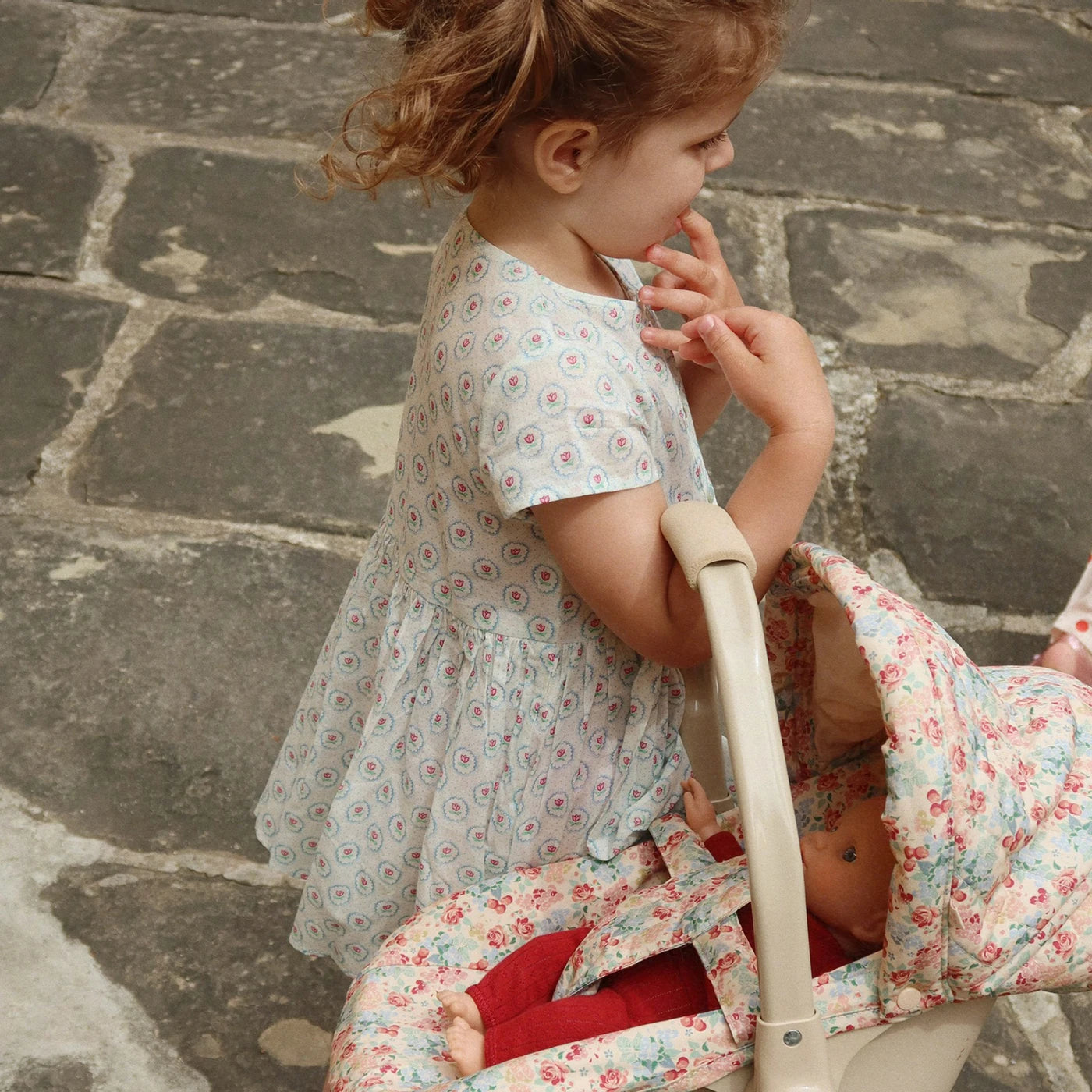 DOLL dukker & tilbehør